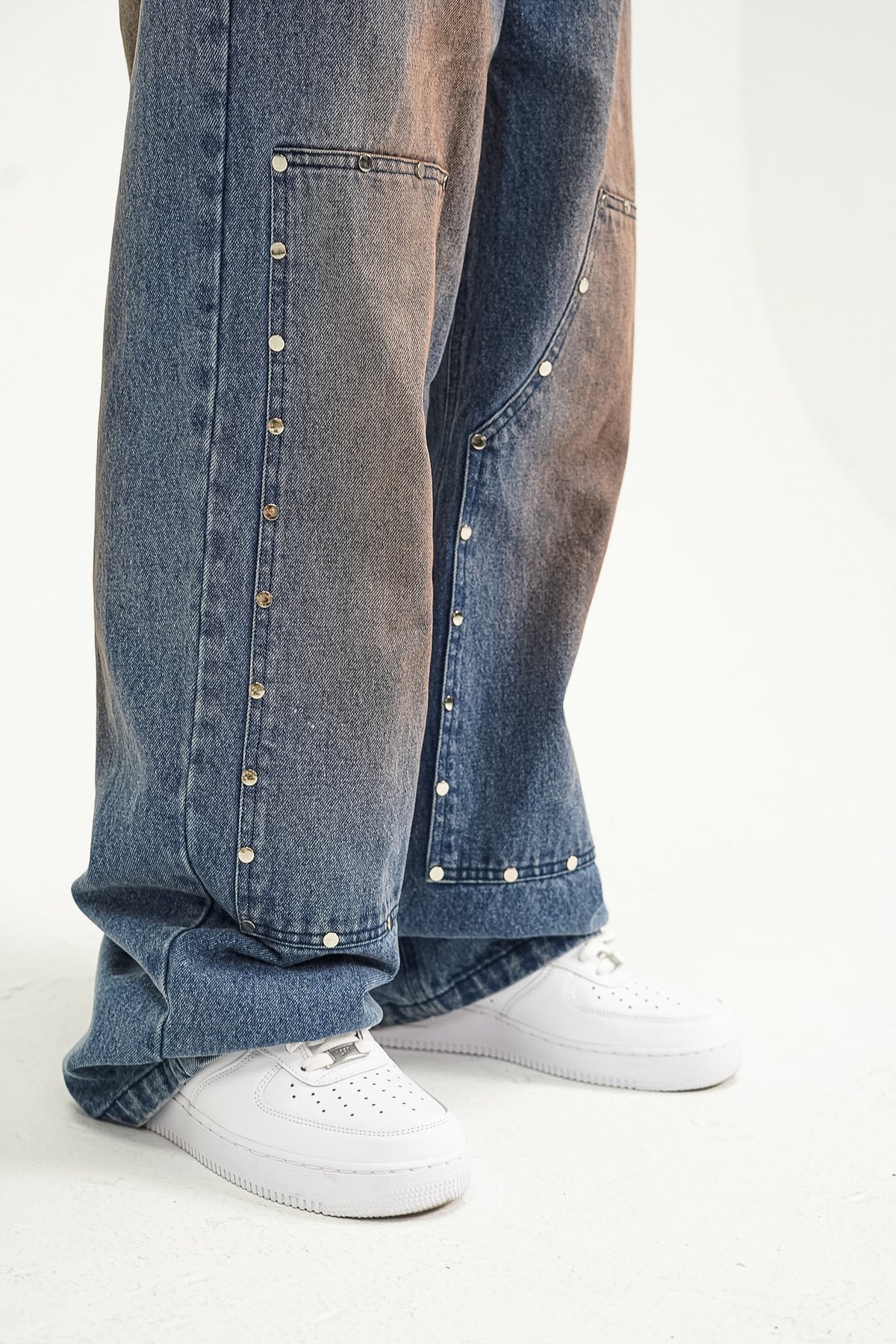 "RELAXED" OUTLANDER STONE JEANS